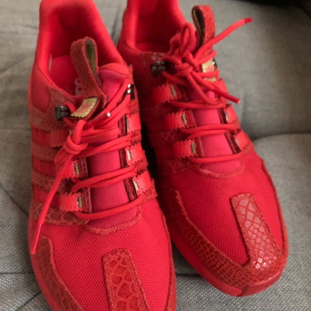Adidas SL Loop TR Red Croc Size 10